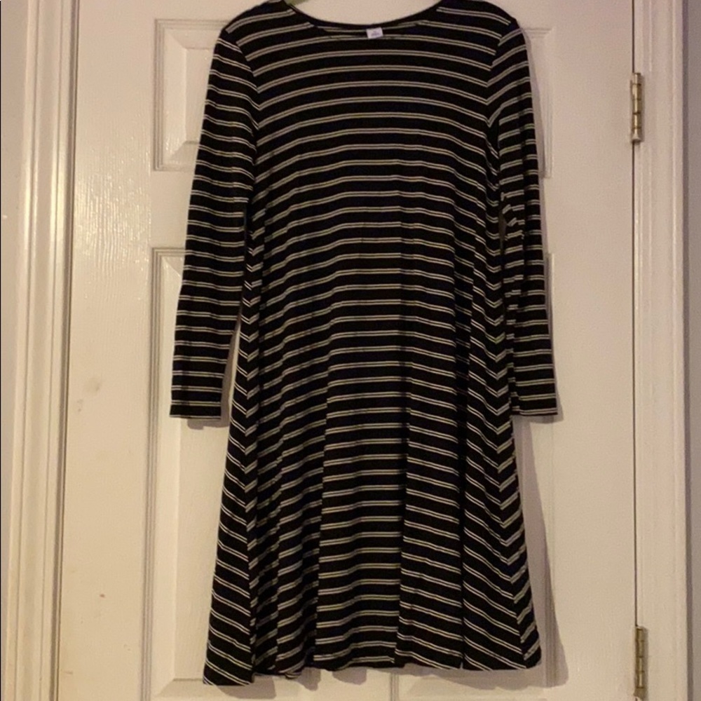 Black and white stripped dress